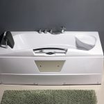 HYDROMASSAGE BATHTUB